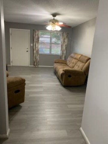 Foto del edificio - 207 Terry Ln