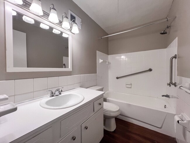 Interior Photo - Huntington Green Apartments