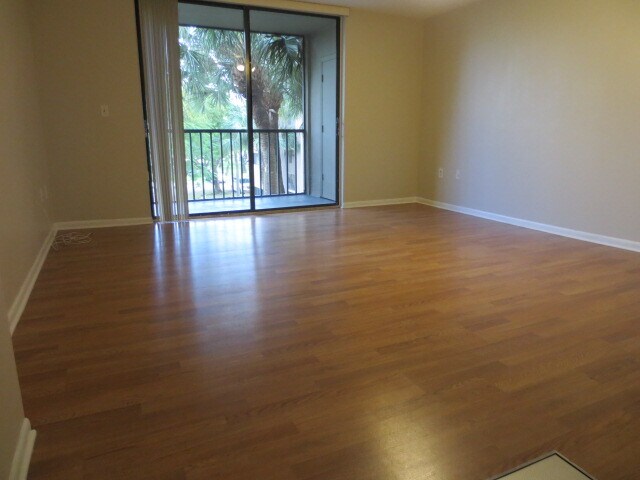 Building Photo - 8400 SW 133rd Avenue Rd