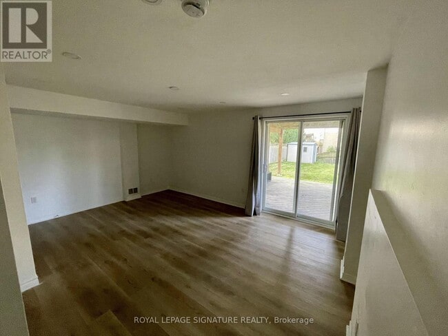Building Photo - 168 Windflower Dr