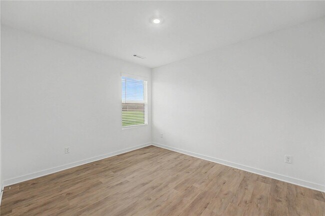 Building Photo - 541 Nevada St