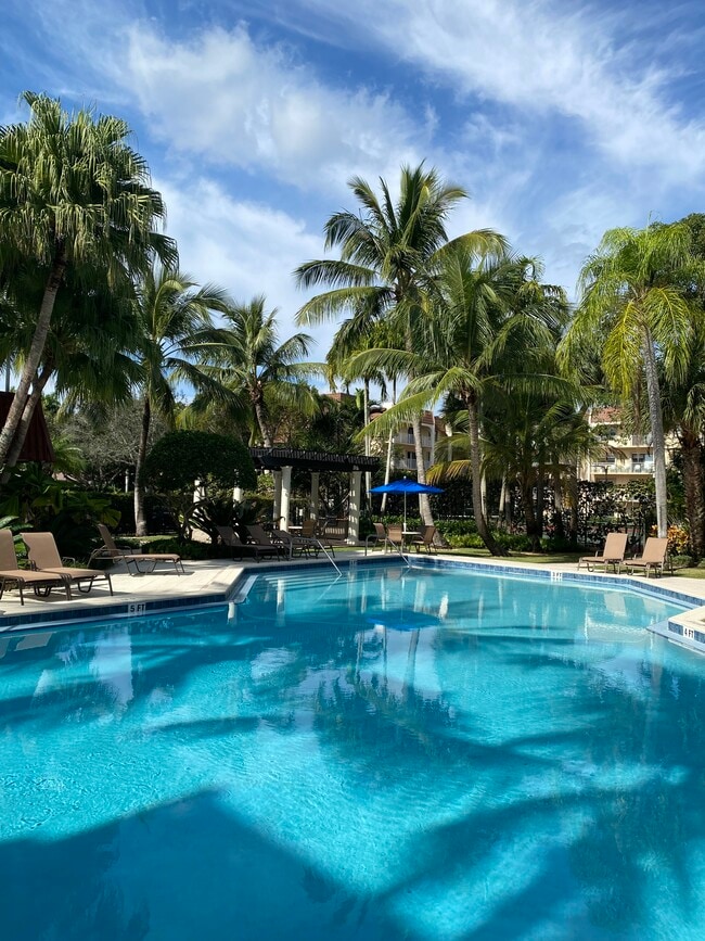 Building Photo - 9301 SW 92nd Ave