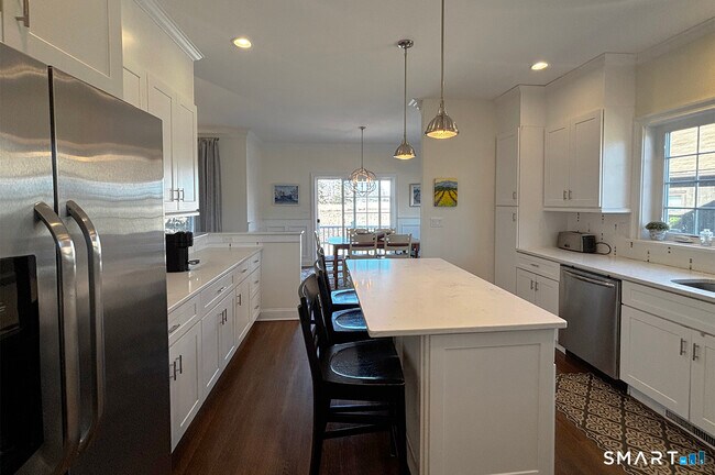 Foto del edificio - 860 Oldfield Road