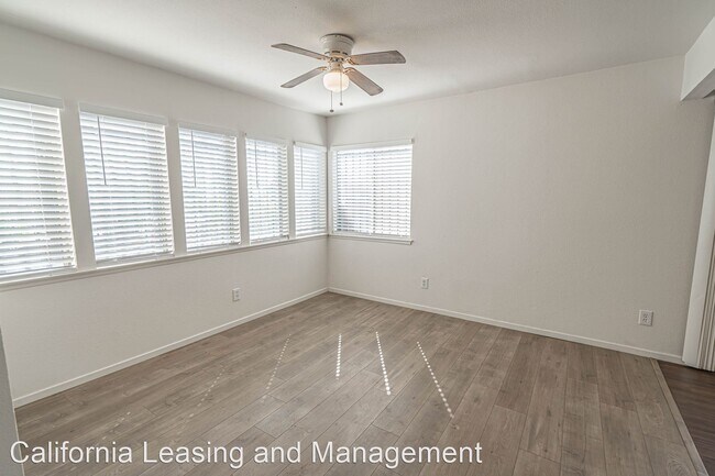 Building Photo - 3 br, 2.5 bath House - 15729 Foothill Boul...