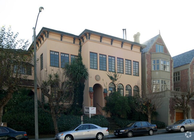 Building Photo - 1815 Broadway St