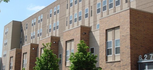 Foto del edificio - University Dale Apartments