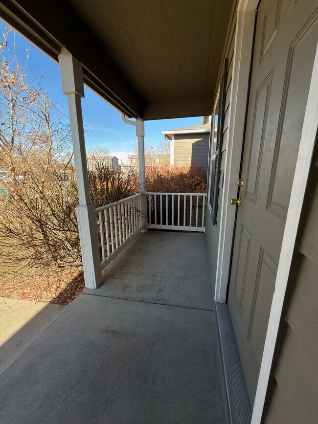 Foto del edificio - 1723 Rowan Ln