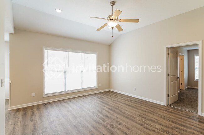 Building Photo - 414 Berry Cir