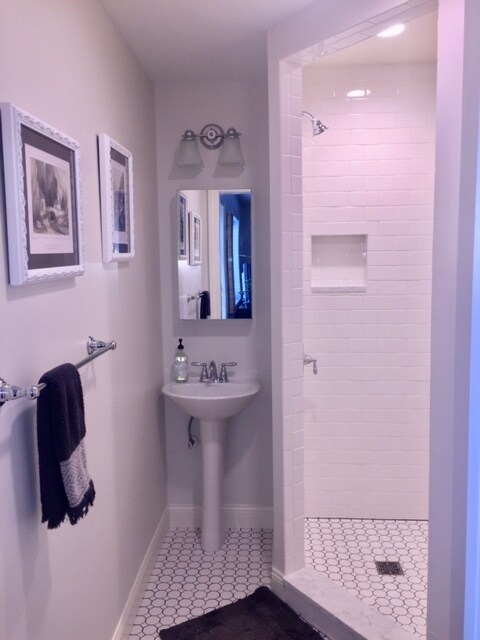 Foto del edificio - 110 W 10th St