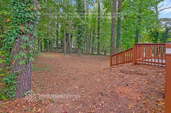 Building Photo - 8952 Saddlewood Dr