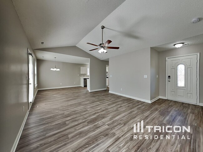 Building Photo - 305 Driftwood Court Selma NC