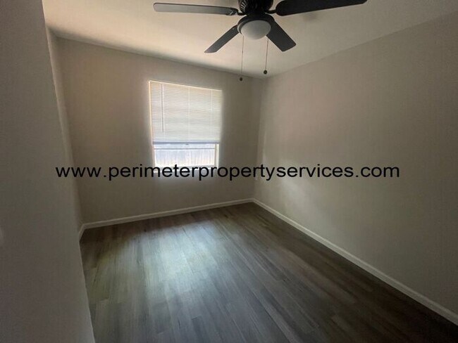 Foto del edificio - Newly Renovated Unit!! Come visit today!!