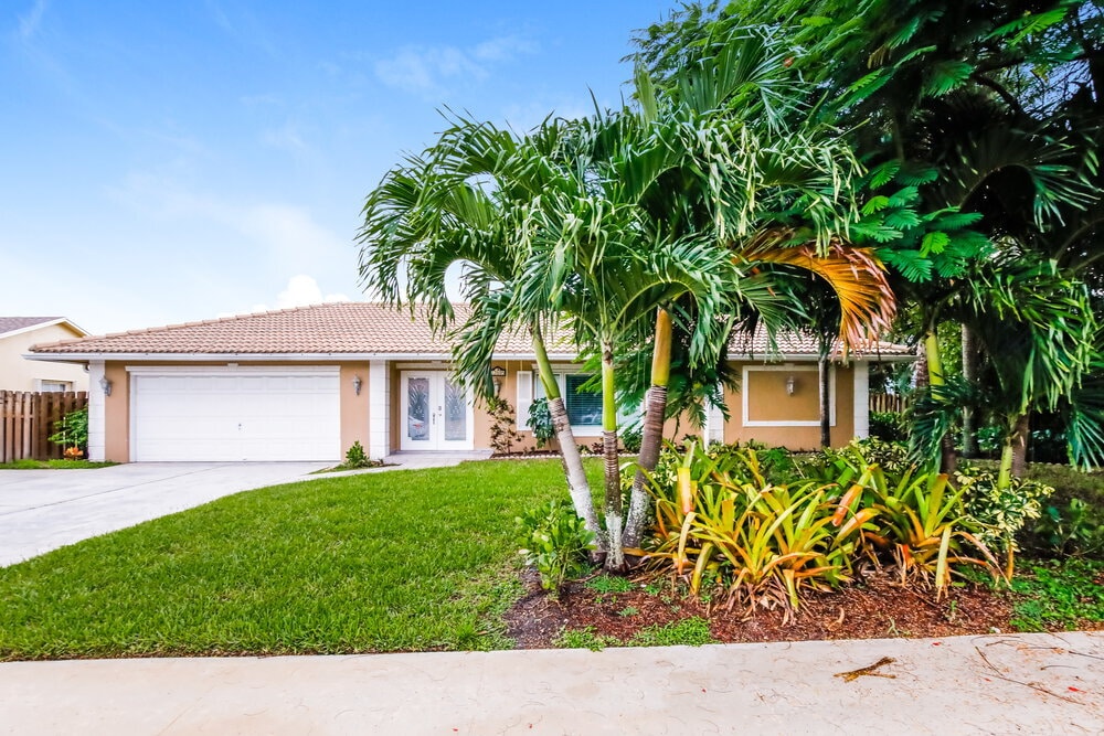 Primary Photo - 12695 Westport Cir