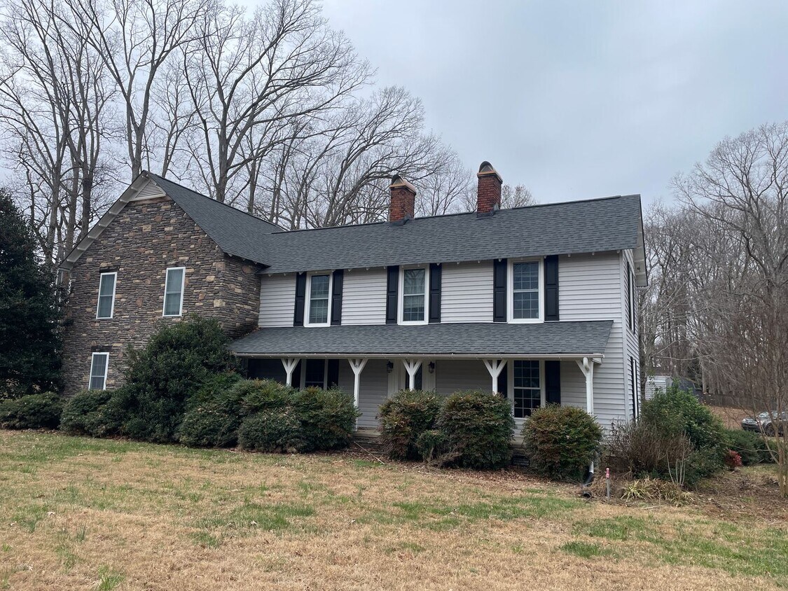 Photo - 2812 Kecoughtan Rd (Pfafftown, NC)