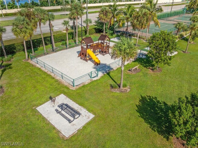 Foto del edificio - 150 Santa Clara Dr