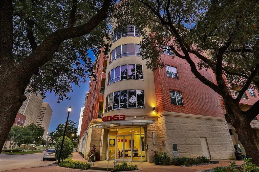 Foto principal - 300 St Joseph Pkwy