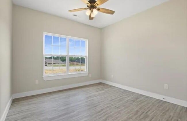 Building Photo - 1739 Savannah Ct