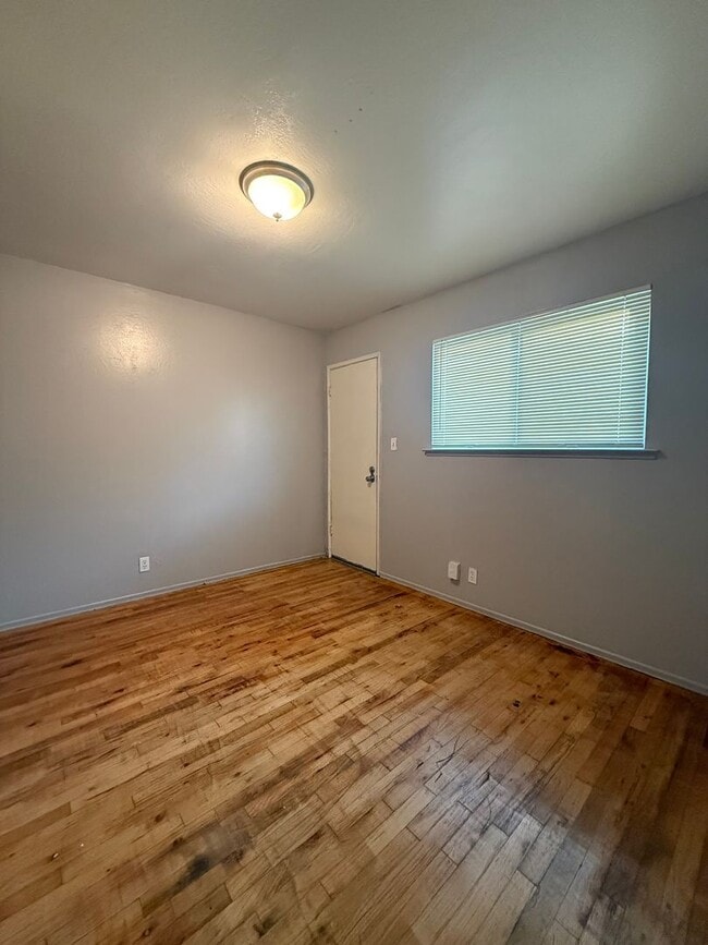 Foto del edificio - 730-734Hemlock st