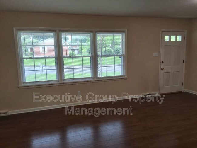 Foto del edificio - 511 Smith Ave