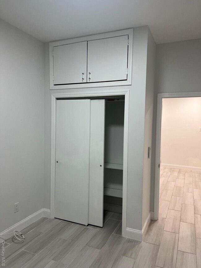 Foto del edificio - 102-03 Northern Blvd