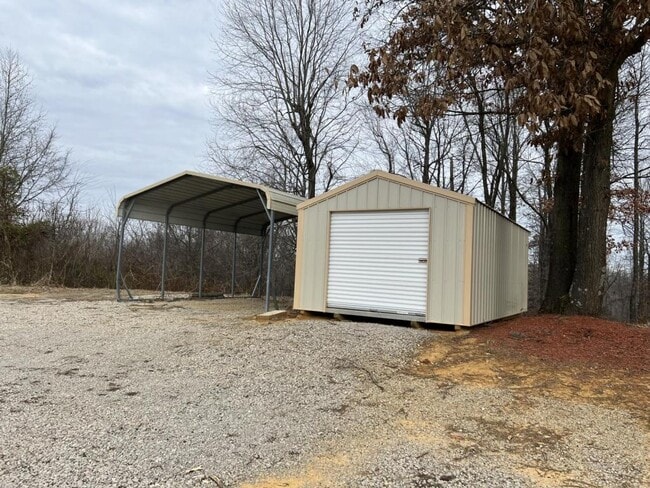 Building Photo - 8643 Knottsville-Mount Zion Rd