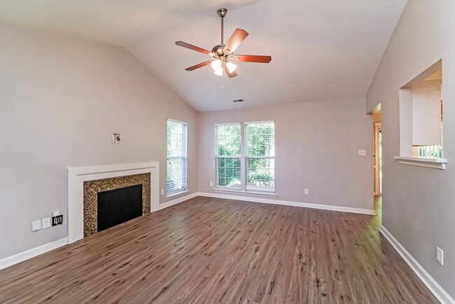 Foto del edificio - 9232 Kimmel Ln