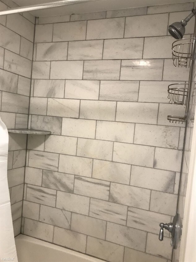 Foto del edificio - 1 br, 1 bath  - 14 Dartmouth St