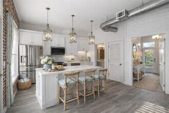 Building Photo - 791 Wylie St SE