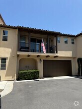 Building Photo - 34 Jaripol Cir
