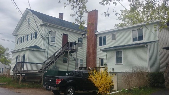 Building Photo - 47 Pleasant st #4 Leicester, MA