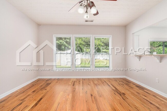 Building Photo - 1576 Thornwick Trace