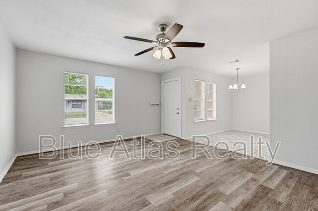 Building Photo - 5055 Virgil St