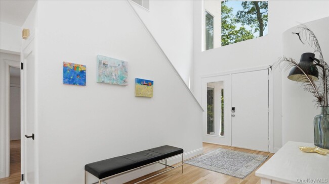 Building Photo - 7 Midhampton Ct