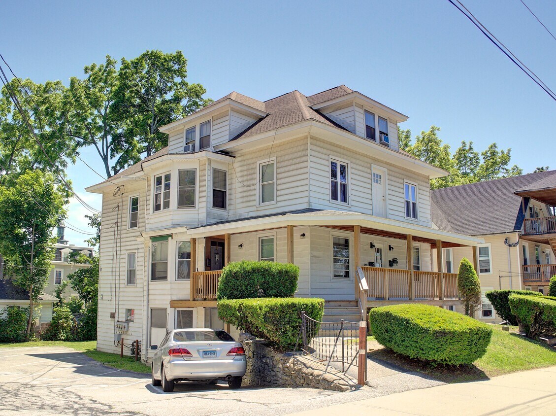 53 Tingley St, Willimantic, CT 06226 53 Tingley St Willimantic, CT