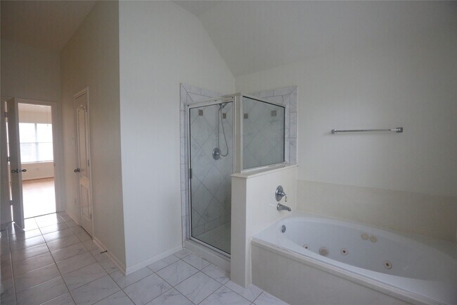 Foto del edificio - 1611 Candleston Ln