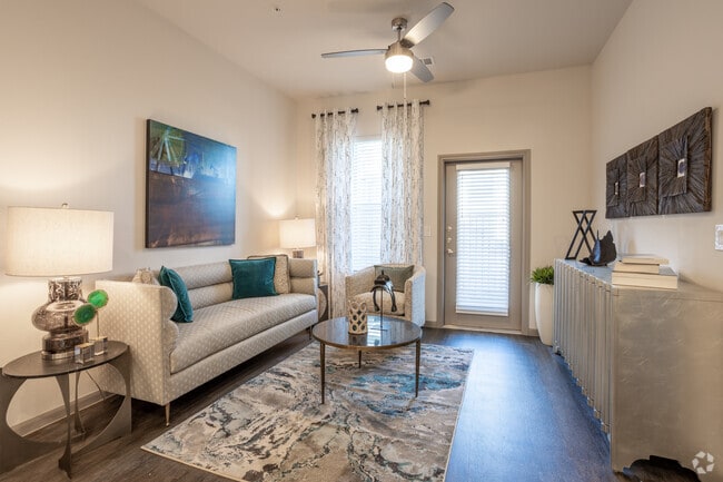 2BR, 2BA - 1022SF - The Grand at Manor Apartments