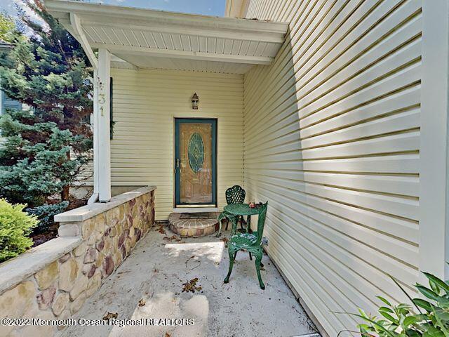 Building Photo - 31 Oakland Dr
