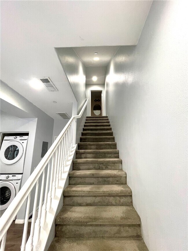 Foto del edificio - 6967 Vining St