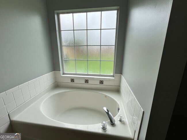 Foto del edificio - 102 Myles Ln