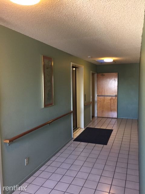Foto del edificio - 1128 E 4th St