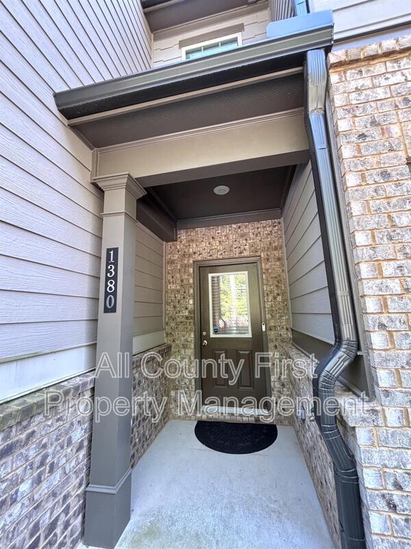 Photo - 1380 Sugar Glen Ct. House