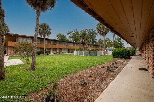 Foto del edificio - 1217 Park Ave