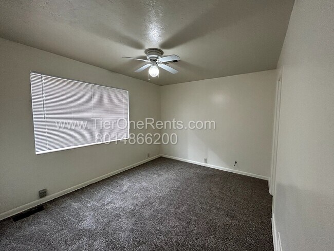 Foto del edificio - This property offers a NO DEPOSIT option available for qualified renters!