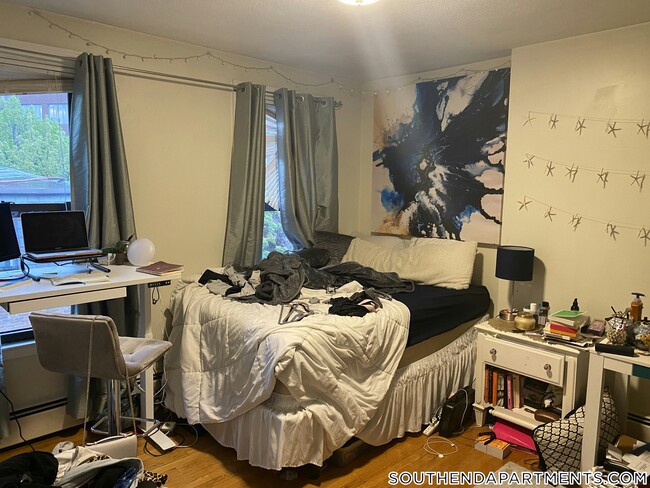 Building Photo - 38 Bradford St