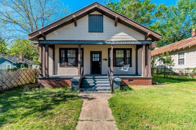 Foto principal - 2006 Starnes St