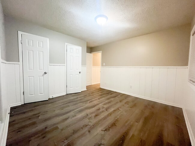 Foto del edificio - 6148 Pineneedle Dr SW