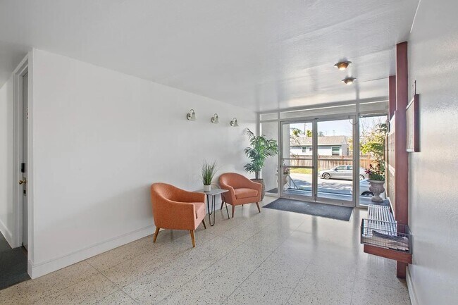 Foto del edificio - 2655 Edison St