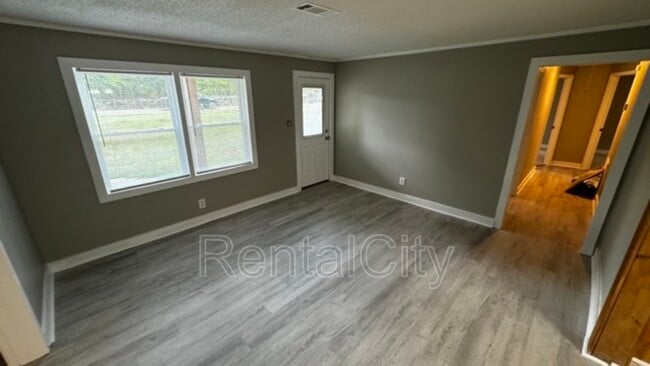 Building Photo - 2631 Berryhill Rd