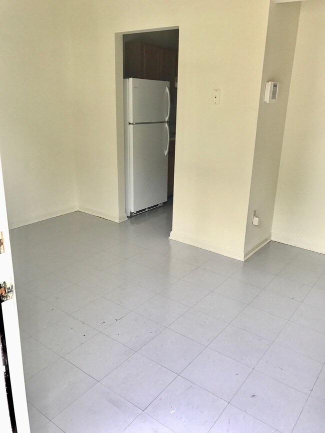 Foto del edificio - 129 Onley Rd