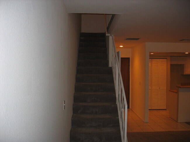 Foto del edificio - 558 Evergreen St